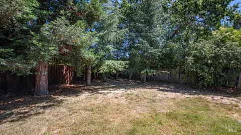 Exterior - 85 Clausing Ct, Novato, CA 94945 photo 8 of 11