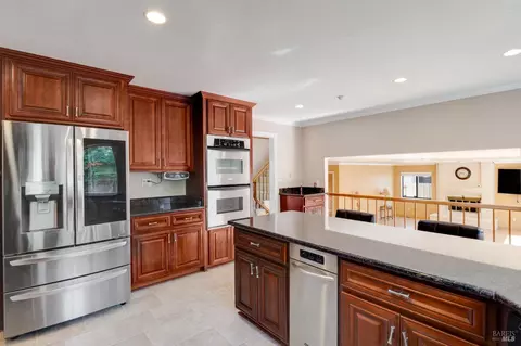Kitchen - 367 Darley Dr, Vallejo, CA 94591 photo 4 of 7
