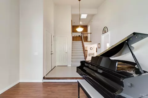 Entry Way - 367 Darley Dr, Vallejo, CA 94591 photo 1 of 4
