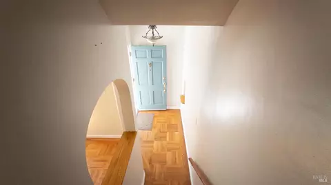 Entry Way - 28 D St, Vallejo, CA 94590 photo 1 of 2