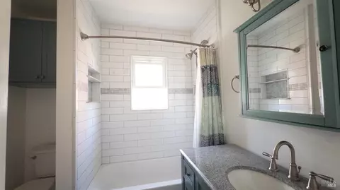 Bath - 28 D St, Vallejo, CA 94590 photo 1 of 1