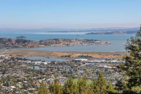 View/Area - 404 Summit Dr, Corte Madera, CA 94925 photo 2 of 2