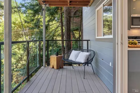 Exterior - 404 Summit Dr, Corte Madera, CA 94925 photo 12 of 16