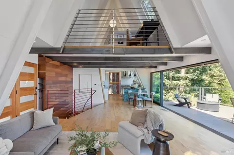 Living - 404 Summit Dr, Corte Madera, CA 94925 photo 4 of 5