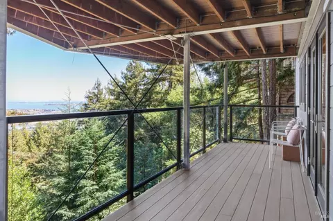 Exterior - 404 Summit Dr, Corte Madera, CA 94925 photo 10 of 16