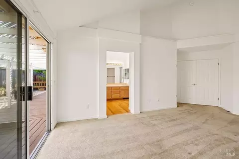 Bedroom - 8616 Planetree Dr, Windsor, CA 95492 photo 3 of 4