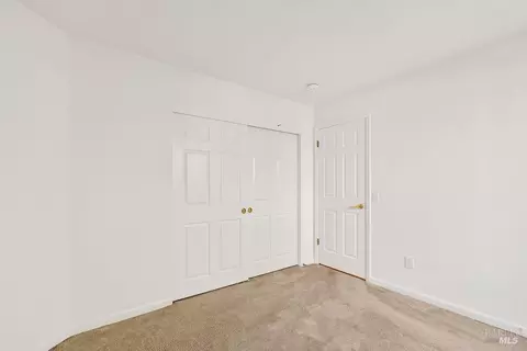 Bedroom - 8616 Planetree Dr, Windsor, CA 95492 photo 2 of 4