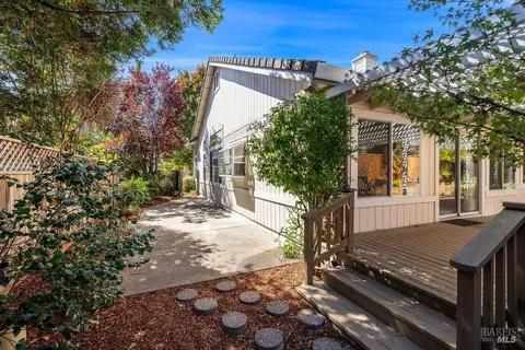 Exterior - 8616 Planetree Dr, Windsor, CA 95492 photo 3 of 20
