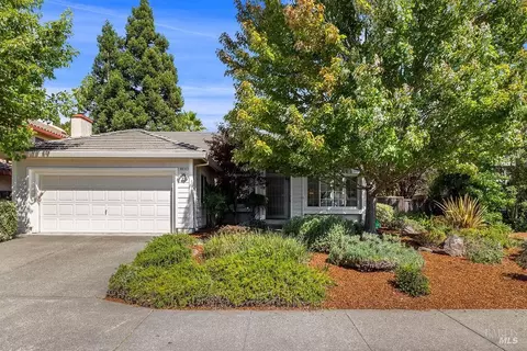 Exterior - 8616 Planetree Dr, Windsor, CA 95492 photo 8 of 20