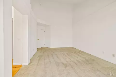 Living - 8616 Planetree Dr, Windsor, CA 95492 photo 7 of 9