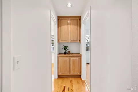 Entry Way - 8616 Planetree Dr, Windsor, CA 95492 photo 2 of 2