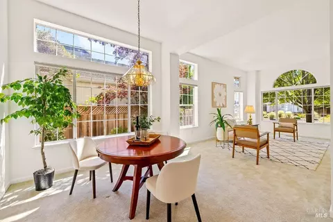 Dining - 8616 Planetree Dr, Windsor, CA 95492 photo 1 of 4