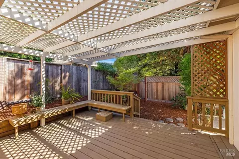 Exterior - 8616 Planetree Dr, Windsor, CA 95492 photo 18 of 20