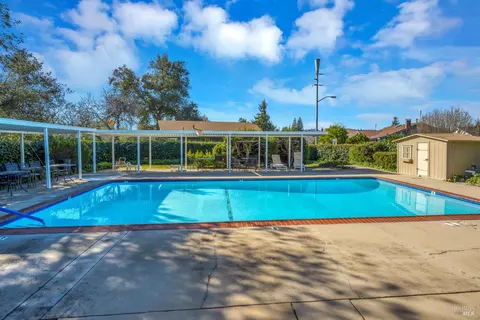 220 Cedar Cir, Healdsburg, CA 95448 photo 33