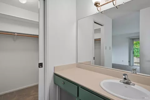 220 Cedar Cir, Healdsburg, CA 95448 photo 18