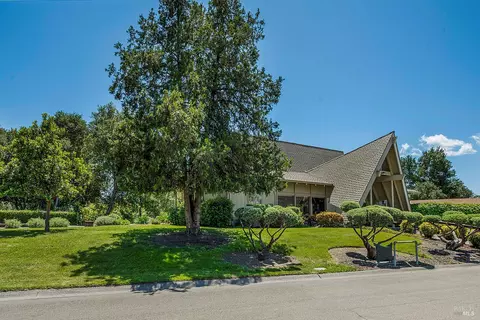 220 Cedar Cir, Healdsburg, CA 95448 photo 5