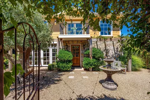 6588 Jefferson St, Yountville, CA 94599
