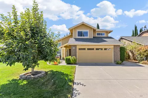 516 Owl Ct, Vacaville, CA 95687
