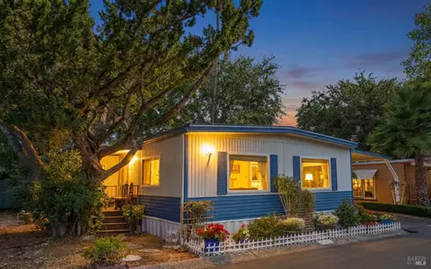 2412 Foothill Blvd #47, Calistoga, CA 94515
