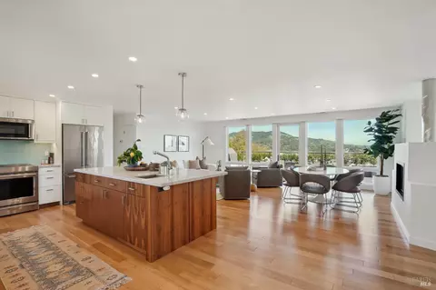 544 Bret Harte Rd, San Rafael, CA 94901