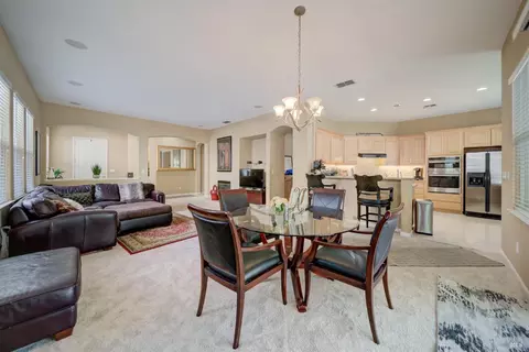 Dining - 4013 The Masters Dr, Fairfield, CA 94533 photo 2 of 2