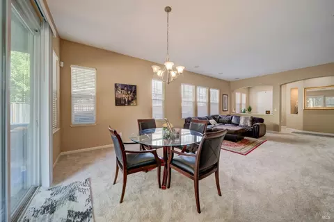 Dining - 4013 The Masters Dr, Fairfield, CA 94533 photo 1 of 2