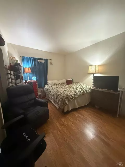 Bedroom - 1724 Lockwood Dr, Ukiah, CA 95482 photo 1 of 2
