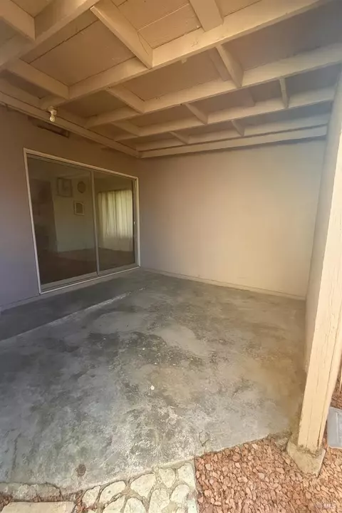 Exterior - 1724 Lockwood Dr, Ukiah, CA 95482 photo 9 of 10