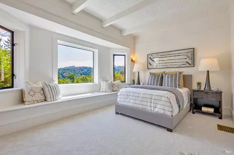 Bedroom - 47 Coronet Ave, Mill Valley, CA 94941 photo 2 of 8