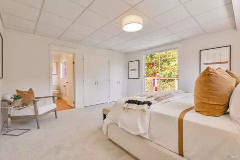 Bedroom - 47 Coronet Ave, Mill Valley, CA 94941 photo 4 of 8