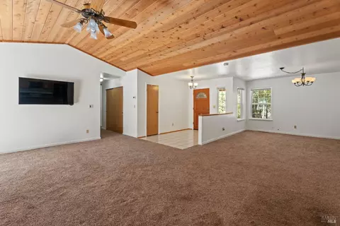 1885 Clover Dr, Willits, CA 95490 photo 5
