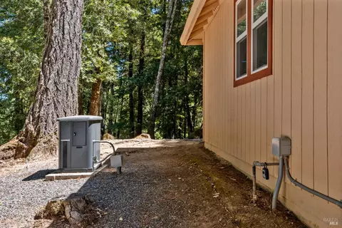 1885 Clover Dr, Willits, CA 95490 photo 23