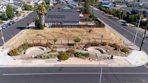 3702 Hillary Ct, Santa Rosa, CA 95403