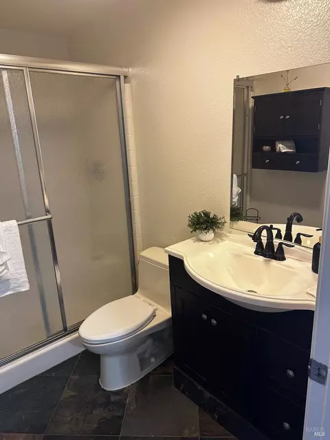 Bath - 6320 Pebble Beach Dr, Vallejo, CA 94591 photo 3 of 4