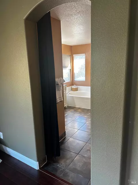 Bath - 6320 Pebble Beach Dr, Vallejo, CA 94591 photo 1 of 4
