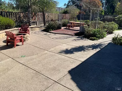 Exterior - 6320 Pebble Beach Dr, Vallejo, CA 94591 photo 3 of 5