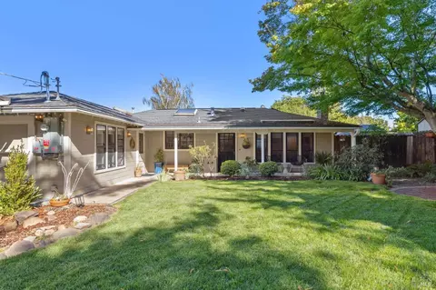 770 Eucalyptus Ave, Novato, CA 94947
