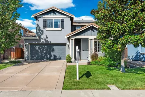 Exterior - 424 Cache Ct, Vacaville, CA 95688 photo 2 of 17