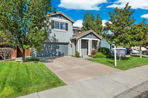 Exterior - 424 Cache Ct, Vacaville, CA 95688 photo 3 of 17