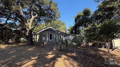 391 Oak St, Sonoma, CA 95476