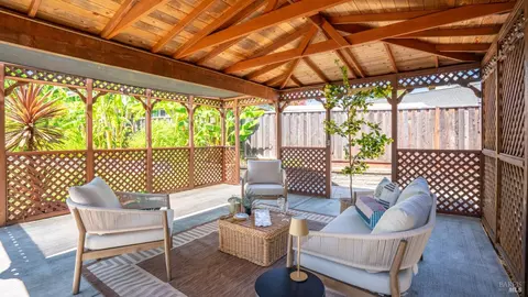 Other - 9474 Lazy Creek Dr, Windsor, CA 95492 photo 4 of 5