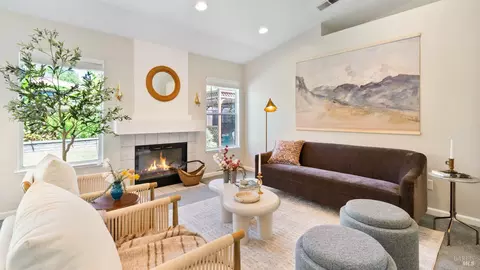 Living - 9474 Lazy Creek Dr, Windsor, CA 95492 photo 1 of 1