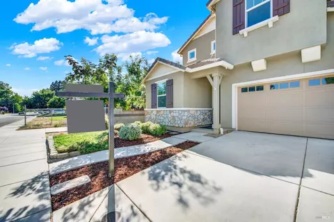 Exterior - 314 Fruitvale Rd, Vacaville, CA 95688 photo 15 of 33
