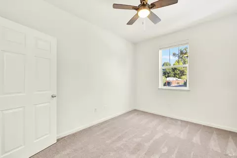 Bedroom - 314 Fruitvale Rd, Vacaville, CA 95688 photo 2 of 14