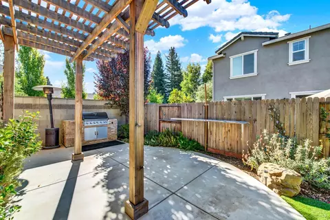 Exterior - 314 Fruitvale Rd, Vacaville, CA 95688 photo 22 of 33