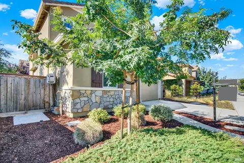 Exterior - 314 Fruitvale Rd, Vacaville, CA 95688 photo 11 of 33