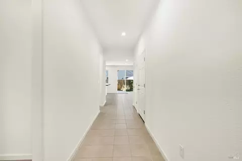 Entry Way - 314 Fruitvale Rd, Vacaville, CA 95688 photo 1 of 7