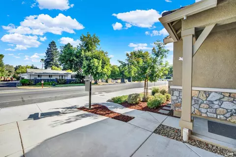 Exterior - 314 Fruitvale Rd, Vacaville, CA 95688 photo 17 of 33