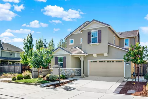 Exterior - 314 Fruitvale Rd, Vacaville, CA 95688 photo 9 of 33