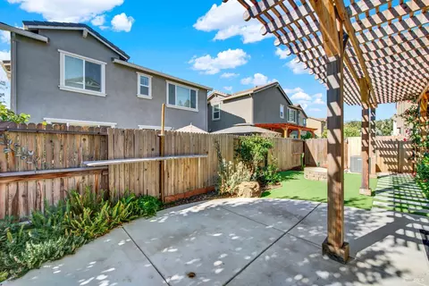 Exterior - 314 Fruitvale Rd, Vacaville, CA 95688 photo 24 of 33